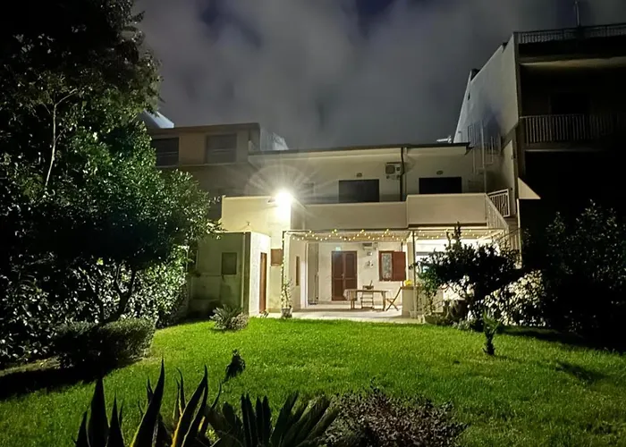 Alojamento de Acomodação e Pequeno-almoço Il Giardinetto Ardore Marina